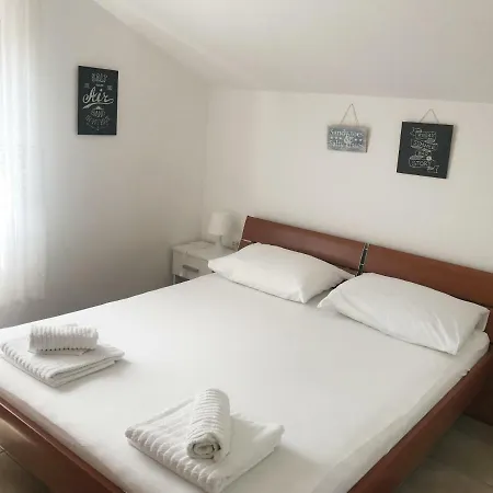 Apartment Virago *